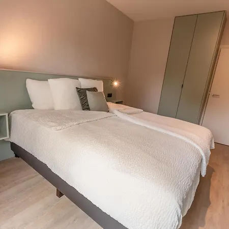 Abalona & Hotel 4*